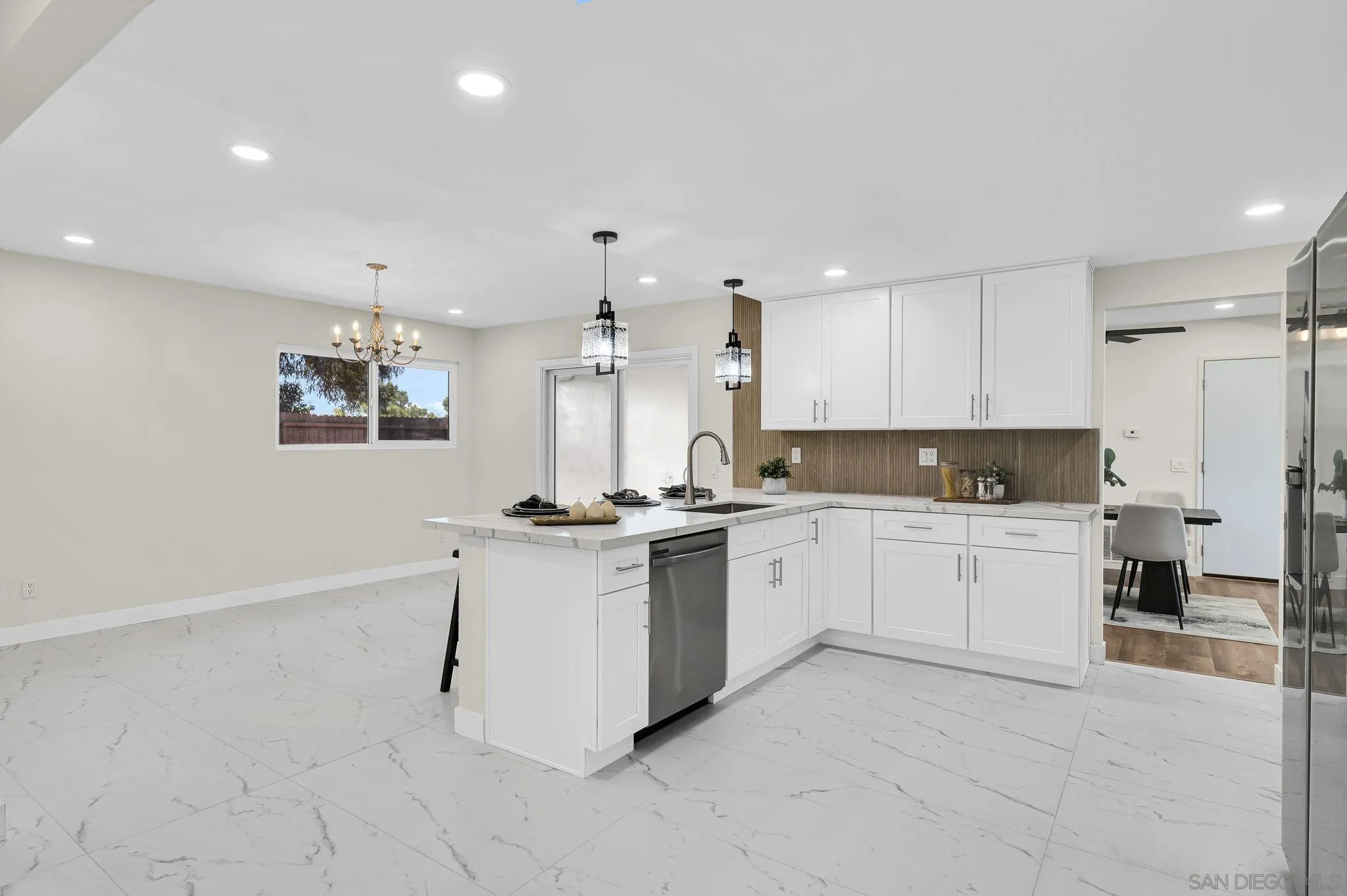4012 Via Rio Avenue Oceanside, CA 92057 - Photo 12 of 45
