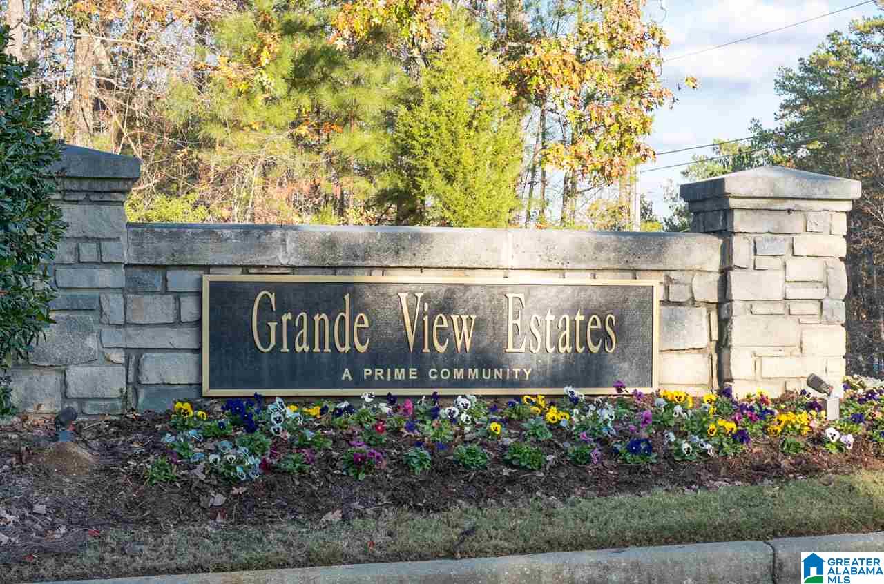 1068 Grande View Pass Alabaster, AL 35114 - Photo 2 of 50