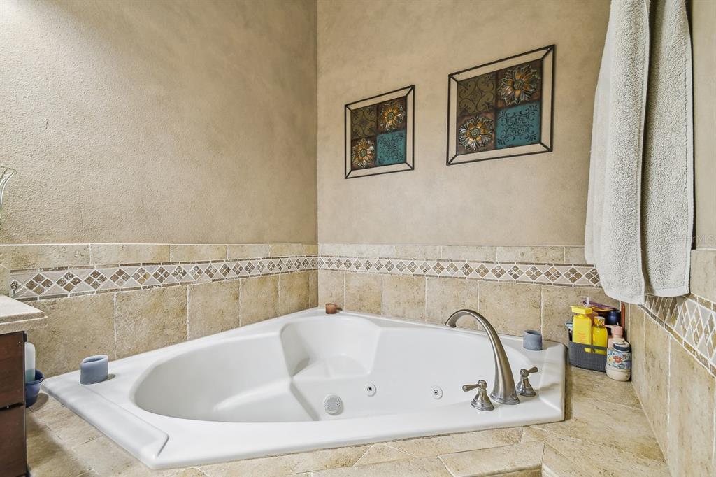 19315 Lake Pickett Road Orlando, FL 32820 - Photo 54 of 90