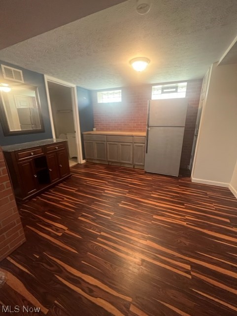 5607 Ackley Road Cleveland, OH 44129 - Photo 14 of 19 Gallery Image 14