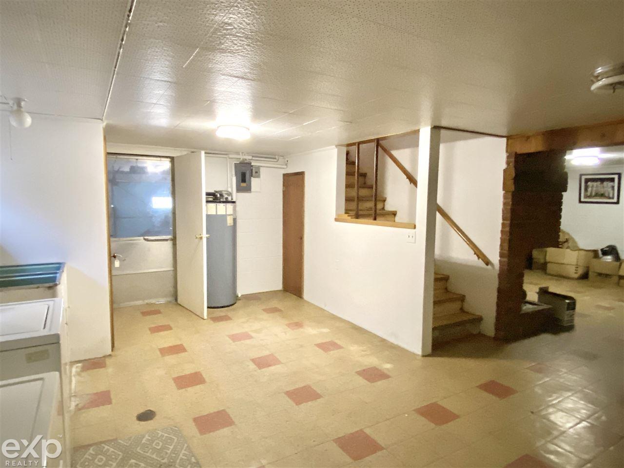 550 Whims Lane Rochester, MI 48306 - Photo 25 of 25 50041646-24.JPG