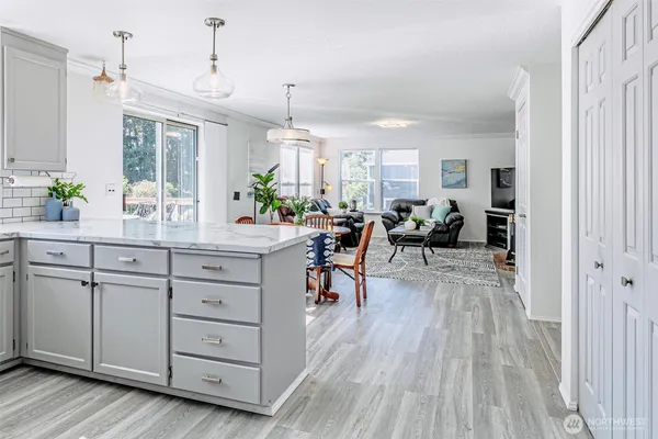 $799,500 | 14125 116th Avenue East, Puyallup, WA 98374