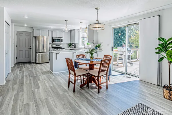 $799,500 | 14125 116th Avenue East, Puyallup, WA 98374