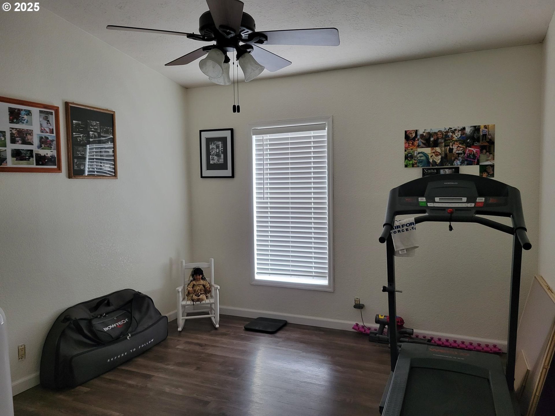 50551 Bark Way, Unit 47 Scappoose, OR 97056 - Photo 9 of 21 a room with furniture and a window
