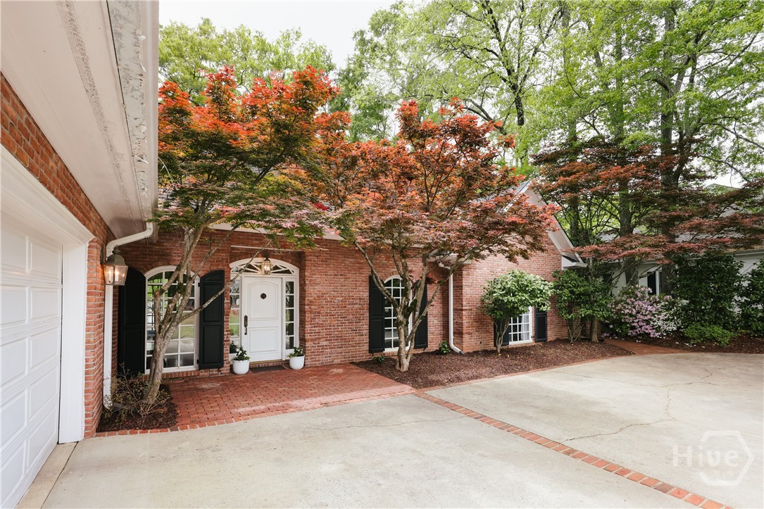 105 Princeton Mill Road Athens, GA 30606 - Photo 3 of 63