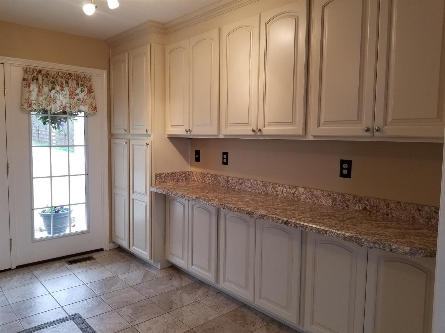 1111 Aaron Barnett Road Lawrenceburg, KY 40342 - Photo 5 of 84 Photo 5