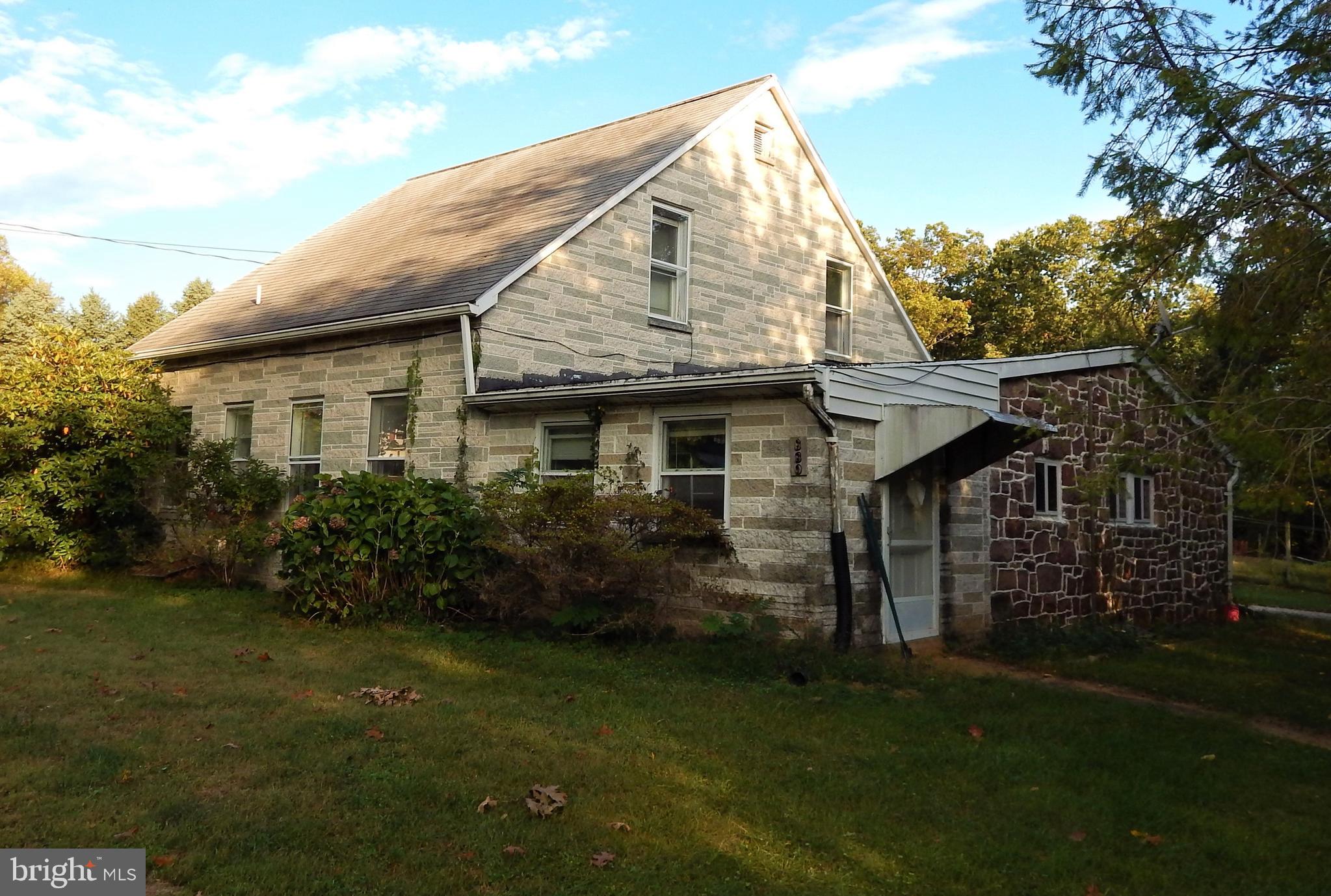 880 Buck Road Dover, PA 17315 - Photo 4 of 40
