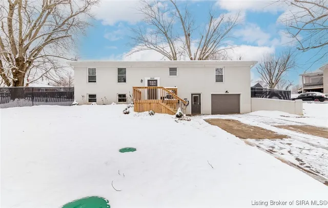 $339,900 | 2828 Andrea Drive, Floyds Knobs, IN 47119