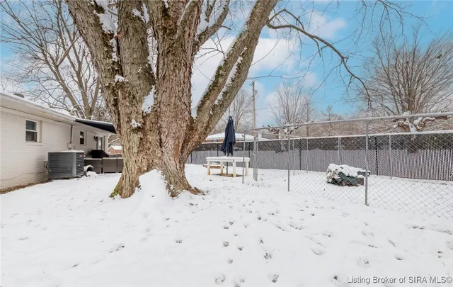 $339,900 | 2828 Andrea Drive, Floyds Knobs, IN 47119