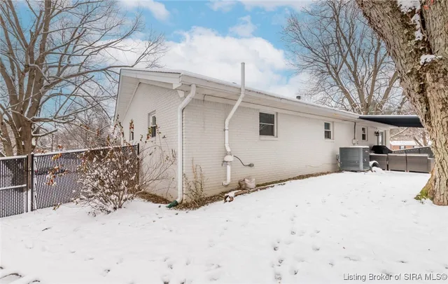 $339,900 | 2828 Andrea Drive, Floyds Knobs, IN 47119