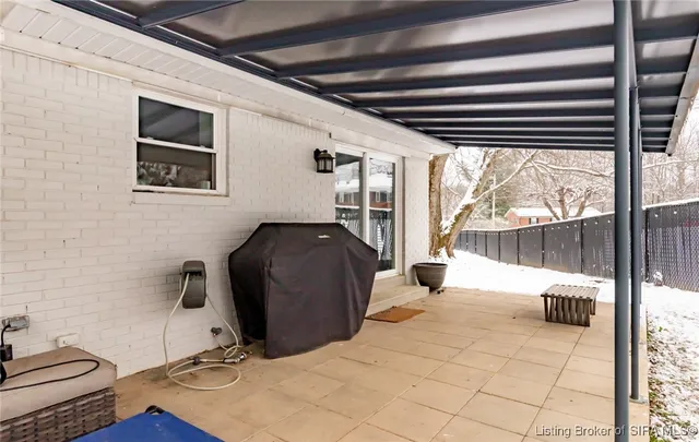 $339,900 | 2828 Andrea Drive, Floyds Knobs, IN 47119