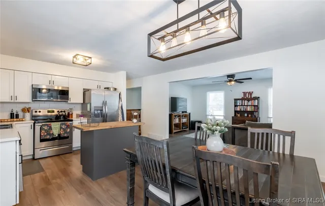 $339,900 | 2828 Andrea Drive, Floyds Knobs, IN 47119