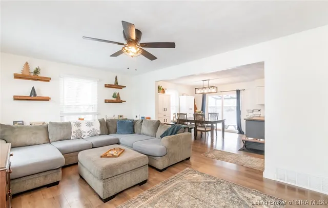 $339,900 | 2828 Andrea Drive, Floyds Knobs, IN 47119