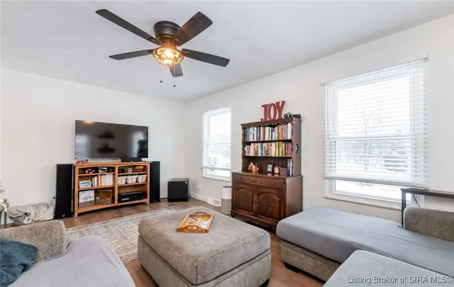 $339,900 | 2828 Andrea Drive, Floyds Knobs, IN 47119