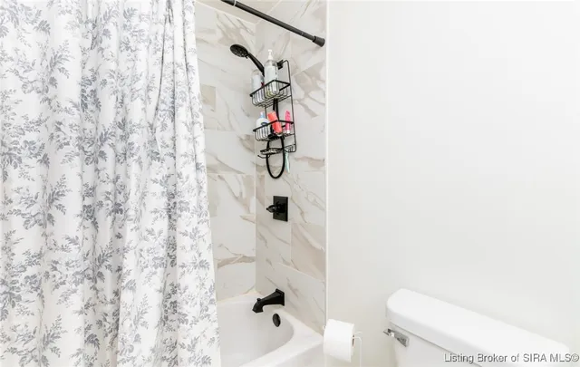 $339,900 | 2828 Andrea Drive, Floyds Knobs, IN 47119