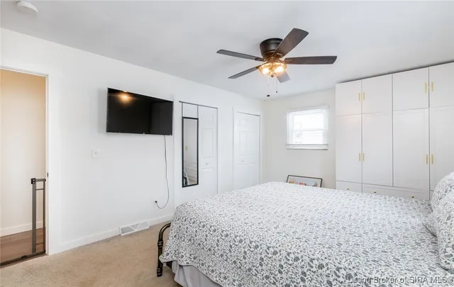 $339,900 | 2828 Andrea Drive, Floyds Knobs, IN 47119