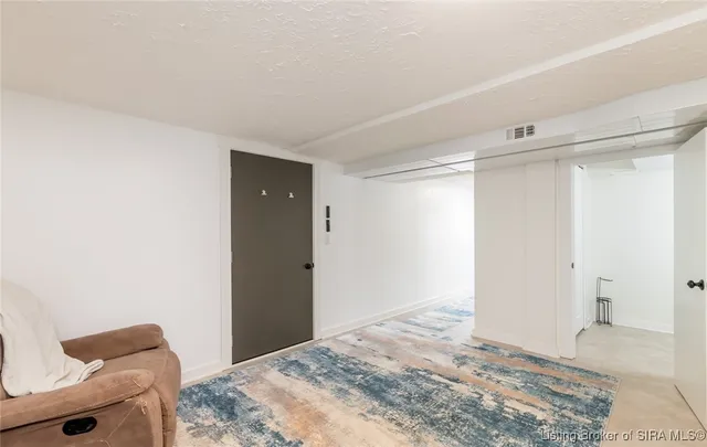 $339,900 | 2828 Andrea Drive, Floyds Knobs, IN 47119