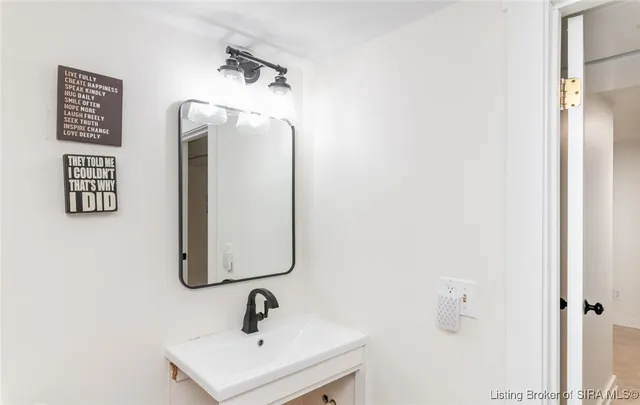 $339,900 | 2828 Andrea Drive, Floyds Knobs, IN 47119