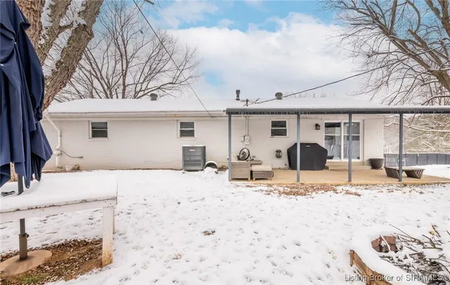 $339,900 | 2828 Andrea Drive, Floyds Knobs, IN 47119