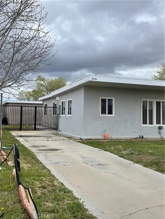 $2,000 | 45124 Redwood Avenue, Lancaster, CA 93534