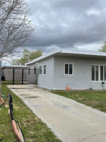 $2,000 | 45124 Redwood Avenue, Lancaster, CA 93534