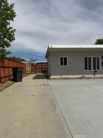 $1,900 | 45124 Redwood Avenue, Lancaster, CA 93534