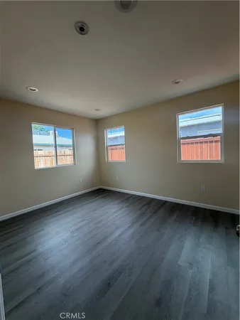 $1,900 | 45124 Redwood Avenue, Lancaster, CA 93534