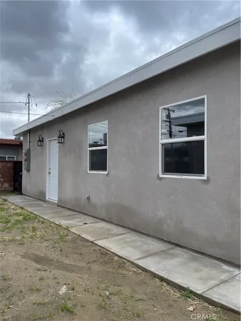 $1,900 | 45124 Redwood Avenue, Lancaster, CA 93534