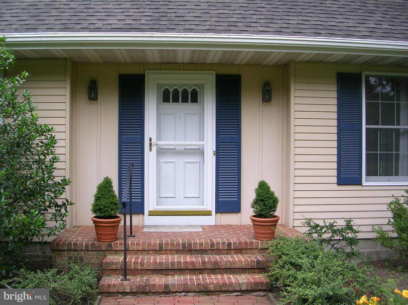 4659 Bachelors Point Road Oxford, MD 21654 - Photo 19 of 30 Exterior (Front)