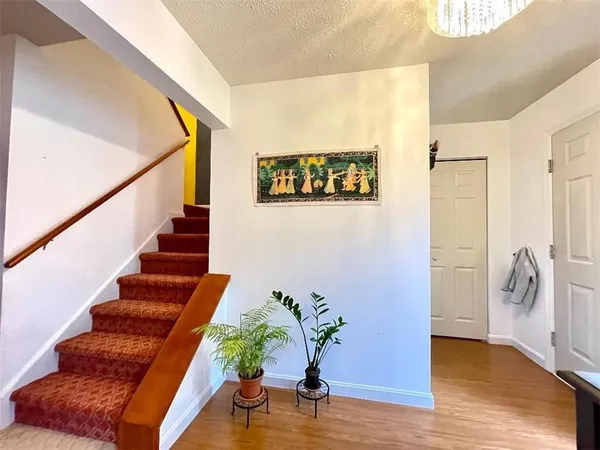 $284,900 | 1368 Meadowbrook Drive, Canonsburg, PA 15317