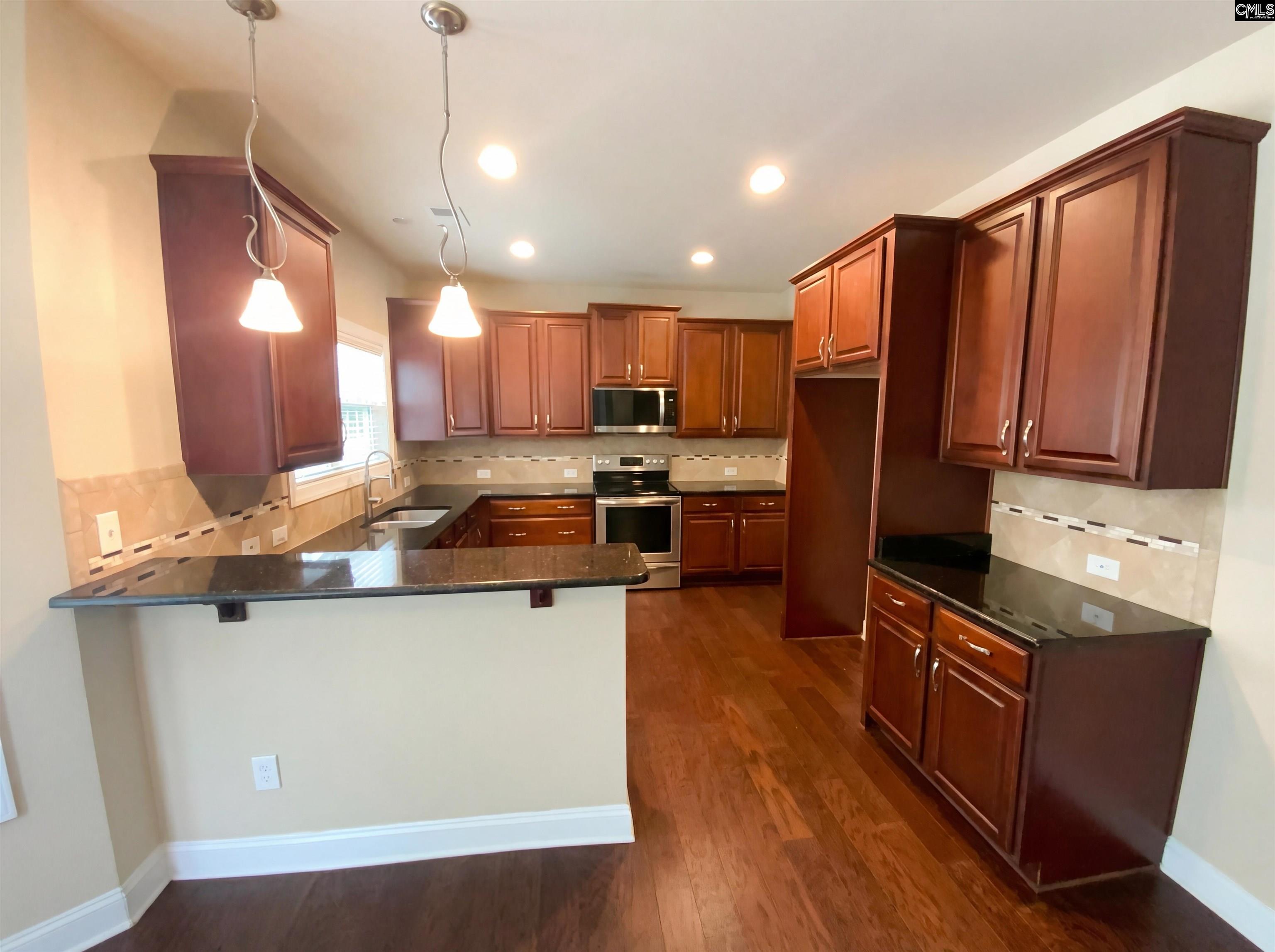530 Crawfish Lane Irmo, SC 29063 - Photo 2 of 35