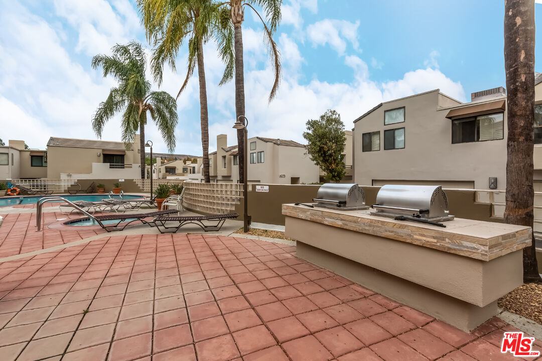 4273 Las Virgenes Road, Unit 6 Calabasas, CA 91302 - Photo 23 of 27 Gallery Image 23
