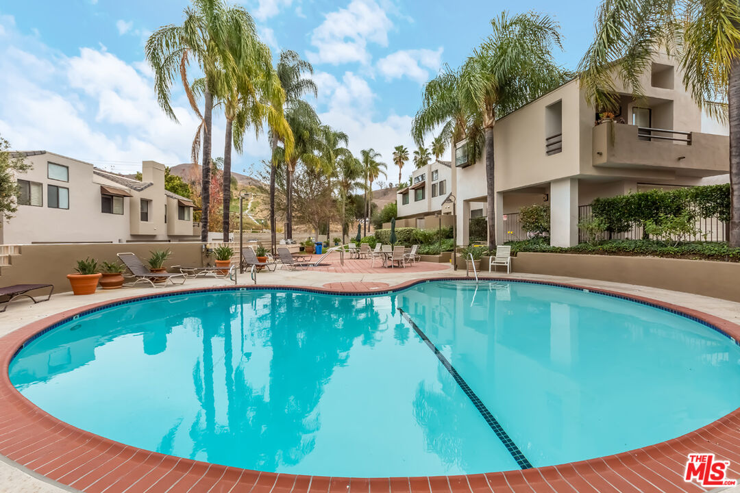 4273 Las Virgenes Road, Unit 6 Calabasas, CA 91302 - Photo 24 of 27 Gallery Image 24