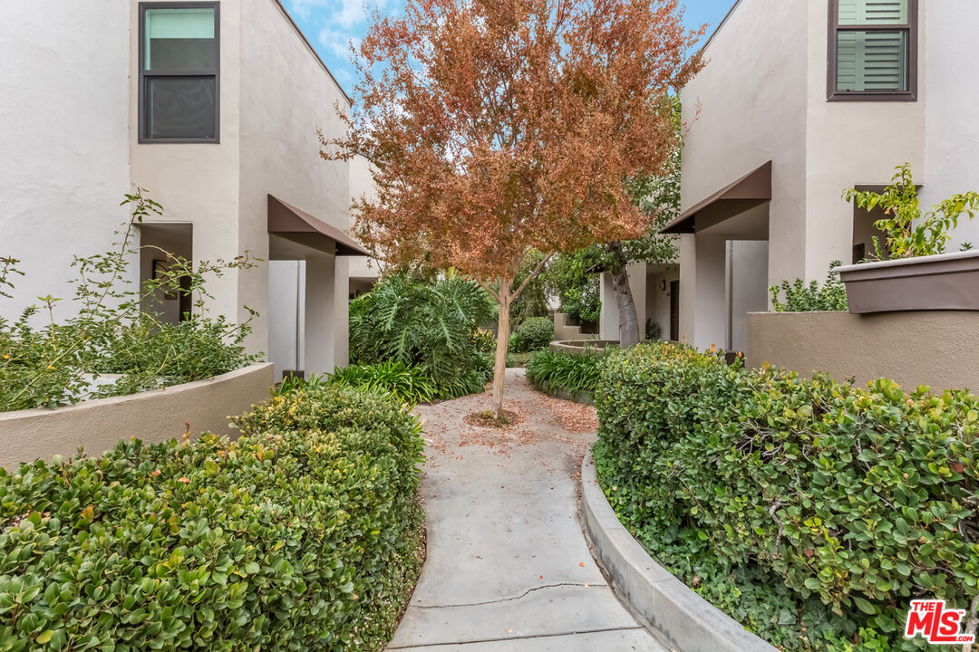 4273 Las Virgenes Road, Unit 6 Calabasas, CA 91302 - Photo 27 of 27 Gallery Image 27