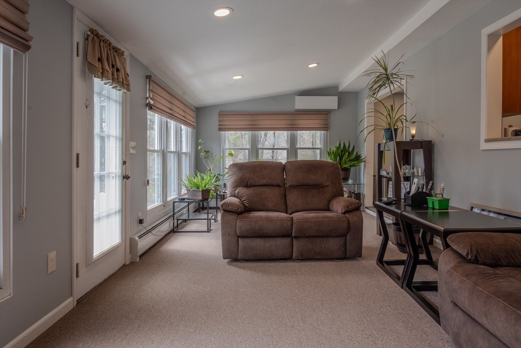 336 Paper Mill Road Westfield, MA 01085 - Photo 14 of 42