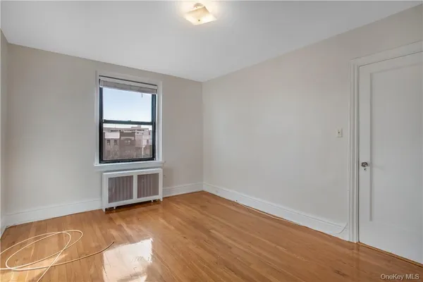 $2,795 | 250 Martine Avenue, Unit 4E, White Plains, NY 10601