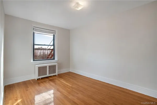 $2,795 | 250 Martine Avenue, Unit 4E, White Plains, NY 10601