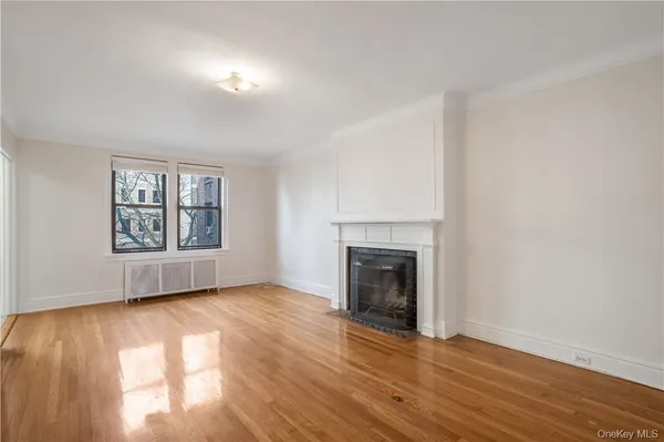 $2,795 | 250 Martine Avenue, Unit 4E, White Plains, NY 10601