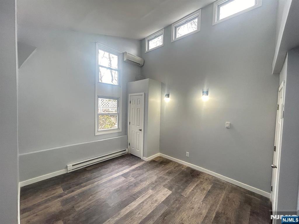 38 West River Styx Road Hopatcong, NJ 07843 - Photo 7 of 28 Gallery Image 7