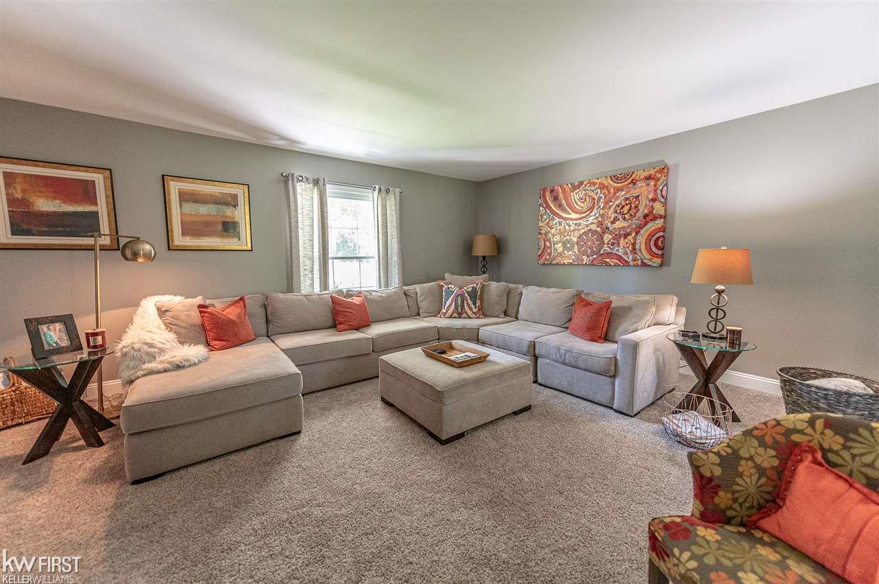 5462 Territorial Road Grand Blanc, MI 48439 - Photo 29 of 63 50014535-28.JPG