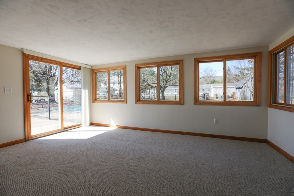 5 Temi Road Hudson, MA 01749 - Photo 18 of 23