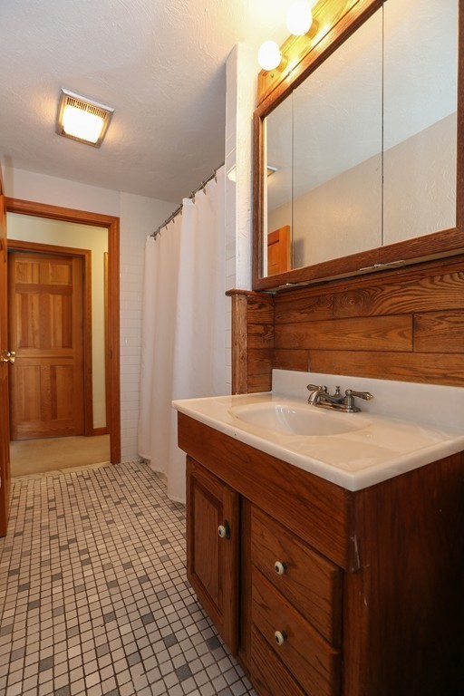 5 Temi Road Hudson, MA 01749 - Photo 20 of 23
