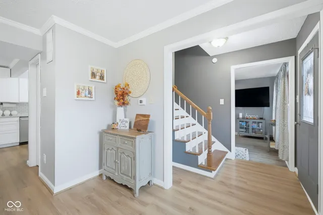 $315,000 | 7353 Fairway Cir E Drive, Indianapolis, IN 46236