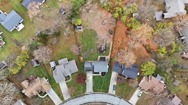 $315,000 | 7353 Fairway Cir E Drive, Indianapolis, IN 46236