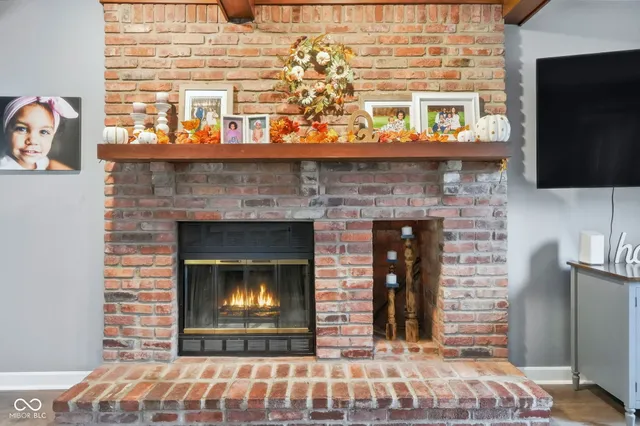 $315,000 | 7353 Fairway Cir E Drive, Indianapolis, IN 46236