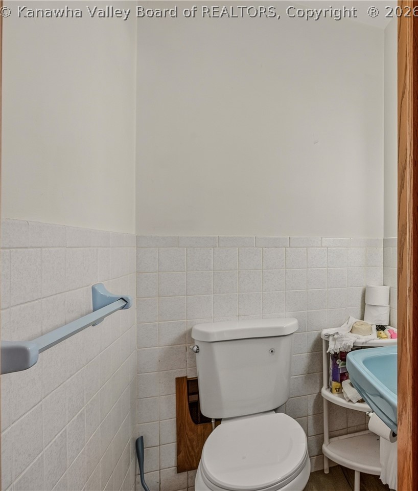 1820 Ravenswood Road Ravenswood, WV 26164 - Photo 15 of 33 Gallery Image 15
