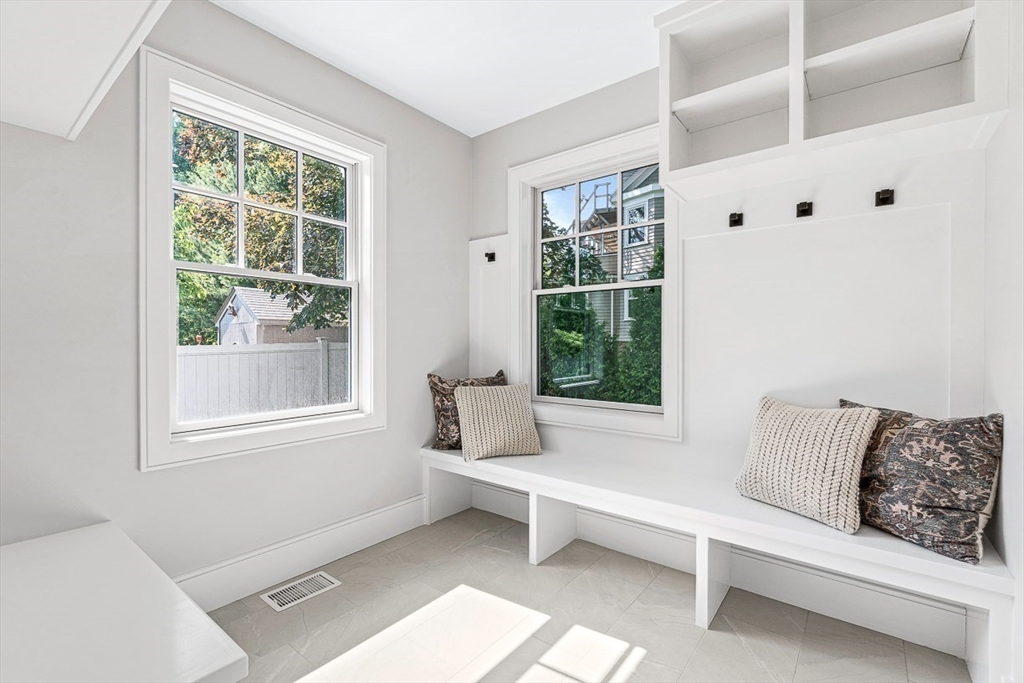 2 Summit Road Wellesley, MA 02482 - Photo 12 of 34