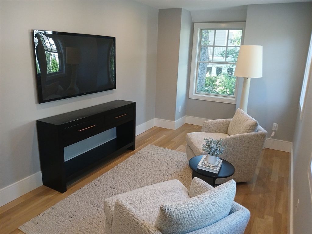 2 Summit Road Wellesley, MA 02482 - Photo 20 of 34