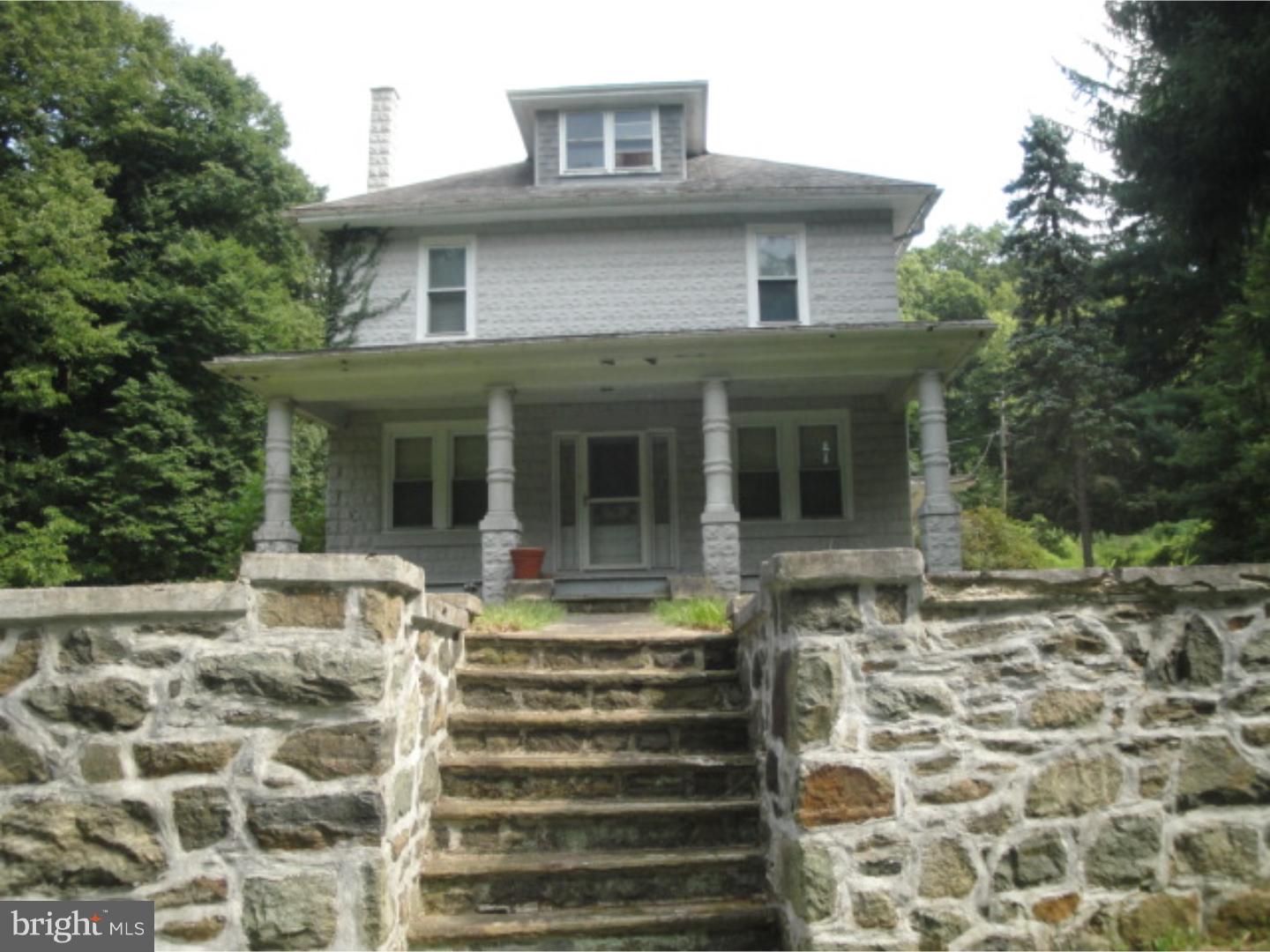 695 Angora Road Reading, PA 19606 - Photo 2 of 19
