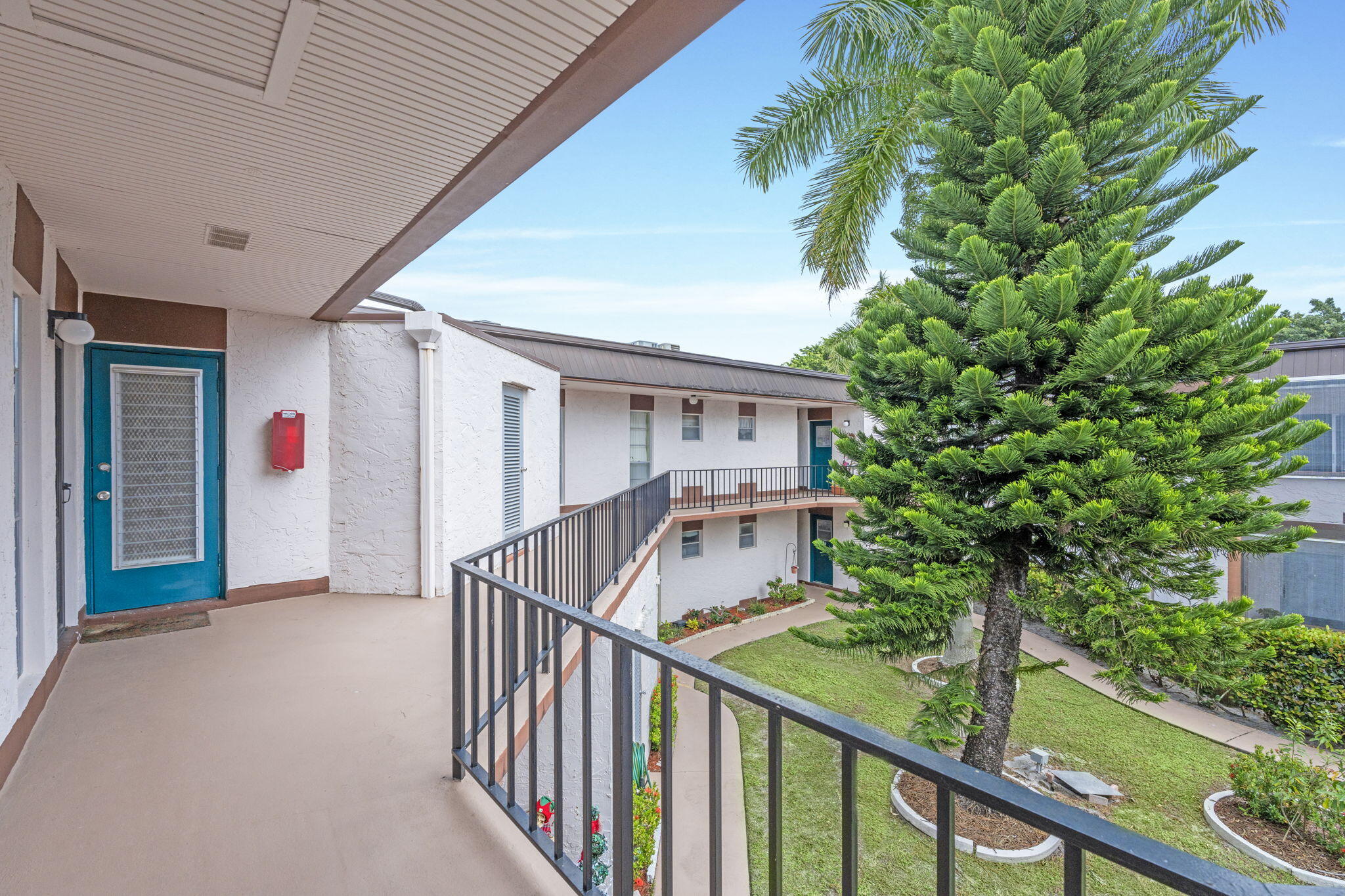 3 Greenway Village North, Unit 209 Royal Palm Beach, FL 33411 - Photo 2 of 33 Entrance